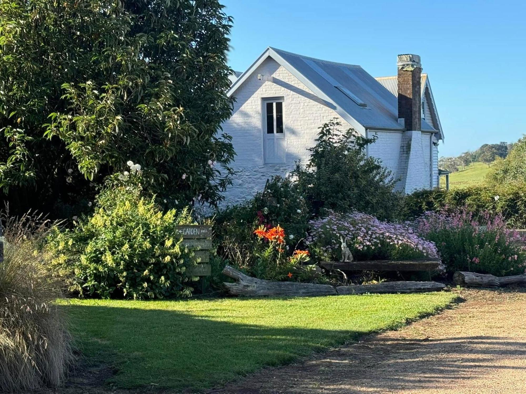 Robin Hoods Well Farm Stay Sassafras Exterior photo